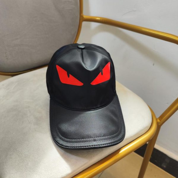 repliche,replica,perfette,siti di,affidabili,migliori siti,dove comprare,1:1,scarpe da ginnastica Cappello da baseball di Fendi