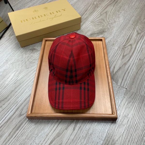 Ultimo stile Burberry
