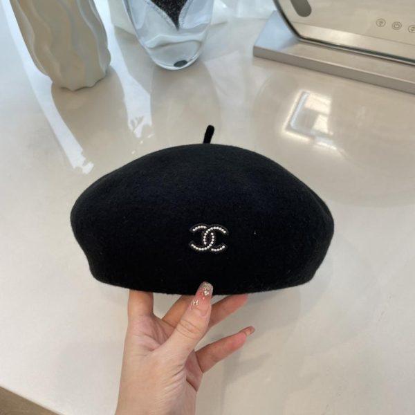 repliche,replica,perfette,siti di,affidabili,migliori siti,dove comprare,1:1,scarpe da ginnastica Berretto Chanel in lana nuova