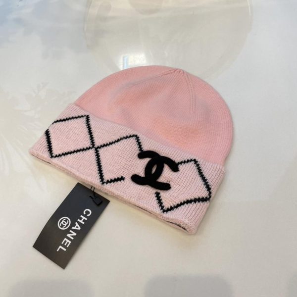 repliche,replica,perfette,siti di,affidabili,migliori siti,dove comprare,1:1,scarpe da ginnastica Chanel nuovo cappello lavorato a maglia autunno e inverno cappello lavorato a maglia con logo doppia C a quadri con diamanti