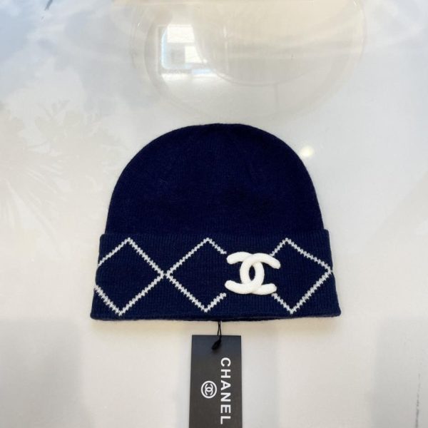 repliche,replica,perfette,siti di,affidabili,migliori siti,dove comprare,1:1,scarpe da ginnastica Chanel nuovo cappello lavorato a maglia autunno e inverno cappello lavorato a maglia con logo doppia C a quadri con diamanti
