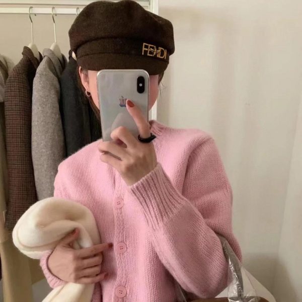 repliche,replica,perfette,siti di,affidabili,migliori siti,dove comprare,1:1,scarpe da ginnastica Fendi nuovo cappello da strillone con berretto militare in cashmere autunno e inverno