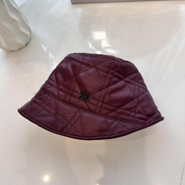 repliche,replica,perfette,siti di,affidabili,migliori siti,dove comprare,1:1,scarpe da ginnastica Cappello da pescatore in pelle Dior Cappello da pescatore in pelle con motivo check ricamato