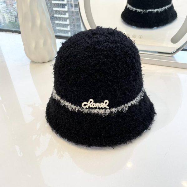 repliche,replica,perfette,siti di,affidabili,migliori siti,dove comprare,1:1,scarpe da ginnastica Cappello a secchiello Chanel autunno e inverno