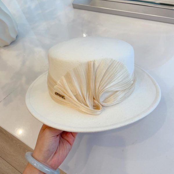 repliche,replica,perfette,siti di,affidabili,migliori siti,dove comprare,1:1,scarpe da ginnastica Cappello piatto CHANEL in lana nuovo autunno e inverno “Bianco”