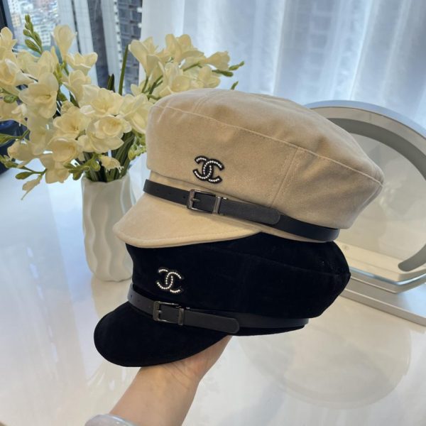 repliche,replica,perfette,siti di,affidabili,migliori siti,dove comprare,1:1,scarpe da ginnastica Nuovo berretto Chanel con linguetta in pelle scamosciata