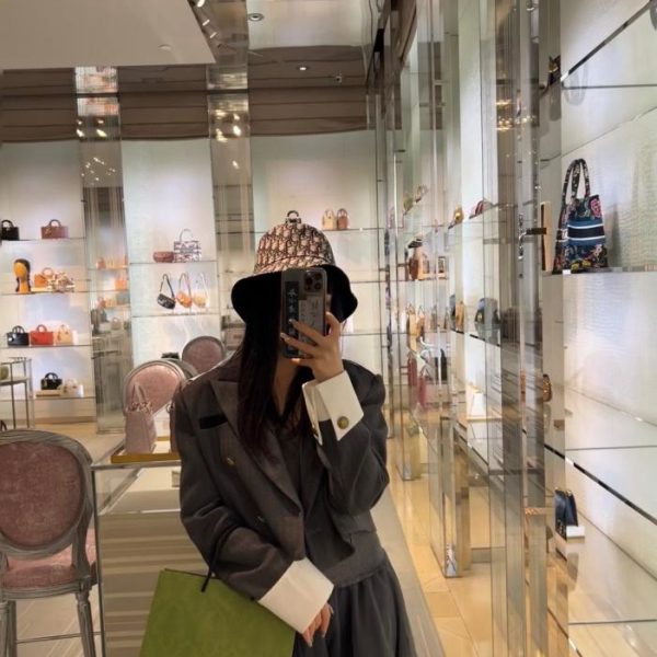 repliche,replica,perfette,siti di,affidabili,migliori siti,dove comprare,1:1,scarpe da ginnastica Popolare cappello da pescatore Dior classico con ricamo fronte-retro