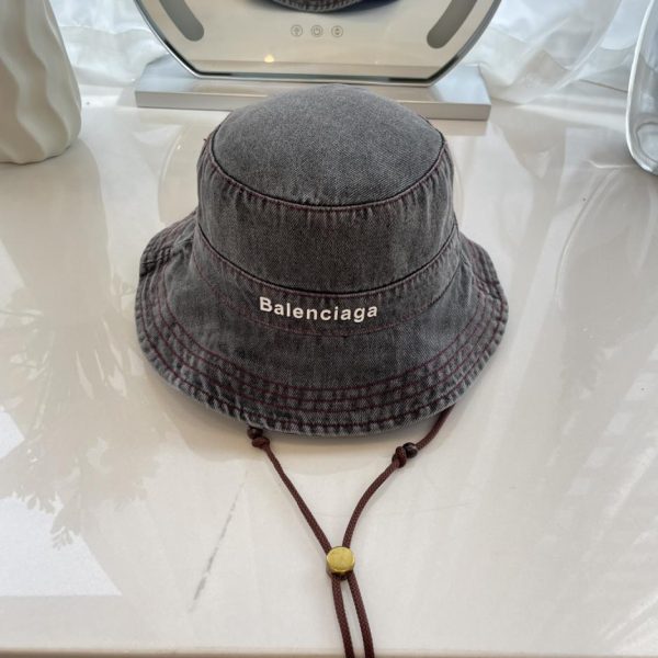 repliche,replica,perfette,siti di,affidabili,migliori siti,dove comprare,1:1,scarpe da ginnastica Nuovo cappello da pescatore in denim di Balenciaga per uomo e donna