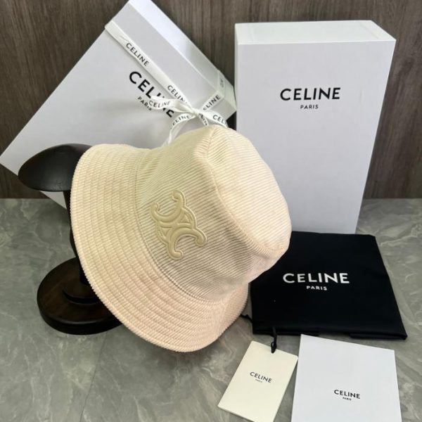 repliche,replica,perfette,siti di,affidabili,migliori siti,dove comprare,1:1,scarpe da ginnastica Cappello a secchiello Triomphe in denim lavato Dark Union di Celine