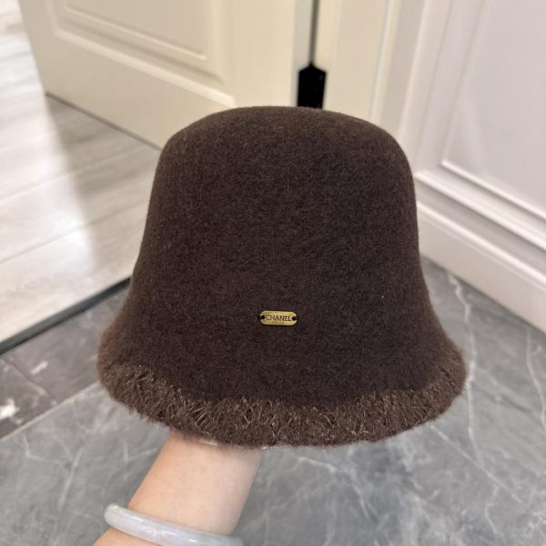 repliche,replica,perfette,siti di,affidabili,migliori siti,dove comprare,1:1,scarpe da ginnastica Cappello a bacino Chanel in lana nuova