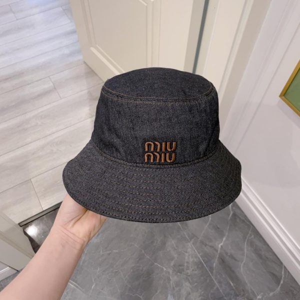 repliche,replica,perfette,siti di,affidabili,migliori siti,dove comprare,1:1,scarpe da ginnastica Cappello a secchiello con visiera in denim di Miu Miu da donna