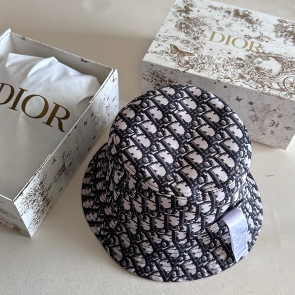 repliche,replica,perfette,siti di,affidabili,migliori siti,dove comprare,1:1,scarpe da ginnastica Cappello da pescatore Dior
