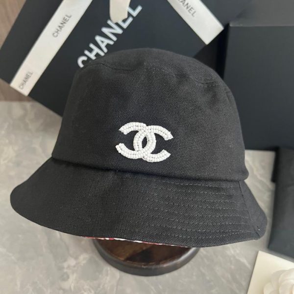 repliche,replica,perfette,siti di,affidabili,migliori siti,dove comprare,1:1,scarpe da ginnastica Cappello ricamato Chanel con delicato disegno di perline