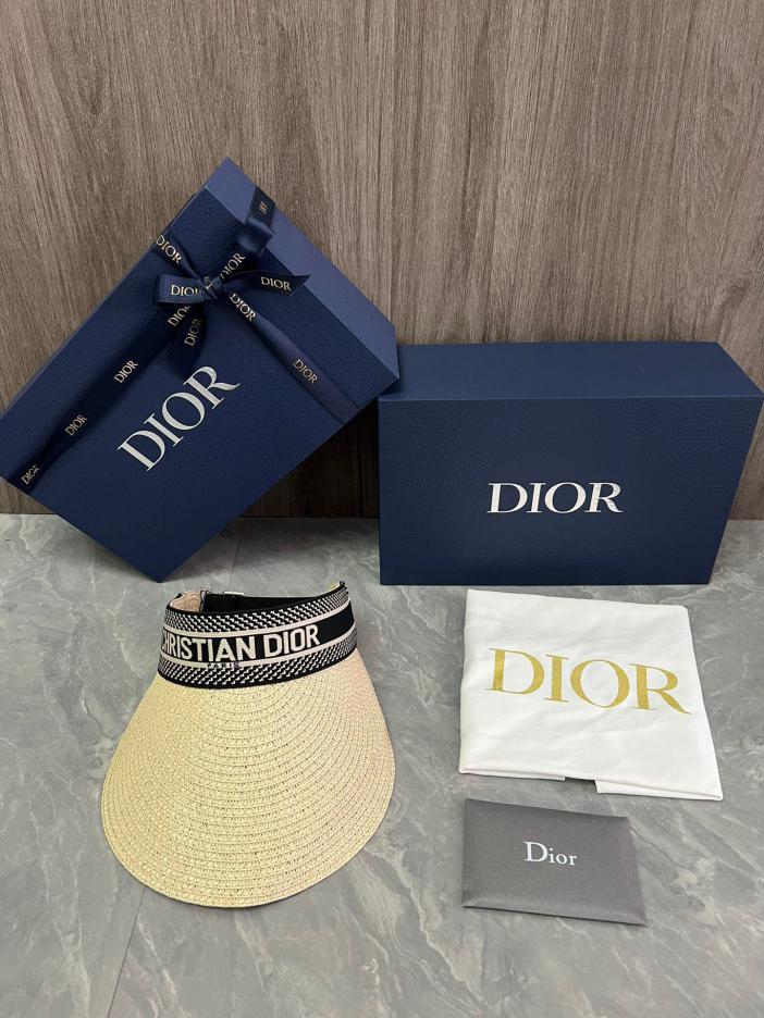 repliche,replica,perfette,siti di,affidabili,migliori siti,dove comprare,1:1,scarpe da ginnastica Cappello da sole Dior con parte superiore vuota repliche,replica,perfette,siti di,affidabili,migliori siti,dove comprare,1:1,scarpe da ginnastica Cappello da sole Dior con parte superiore vuota