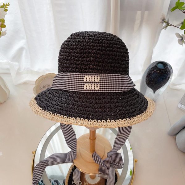 repliche,replica,perfette,siti di,affidabili,migliori siti,dove comprare,1:1,scarpe da ginnastica MiuMiu nuovo stile gancio a mano cappello da pescatore stile loli cappello da pescatore con nastro antivento