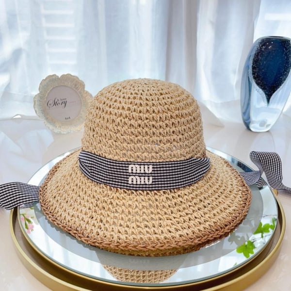 repliche,replica,perfette,siti di,affidabili,migliori siti,dove comprare,1:1,scarpe da ginnastica MiuMiu nuovo stile gancio a mano cappello da pescatore stile loli cappello da pescatore con nastro antivento