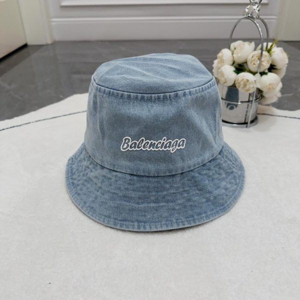 repliche,replica,perfette,siti di,affidabili,migliori siti,dove comprare,1:1,scarpe da ginnastica Nuovo cappello da pescatore in denim di Balenciaga