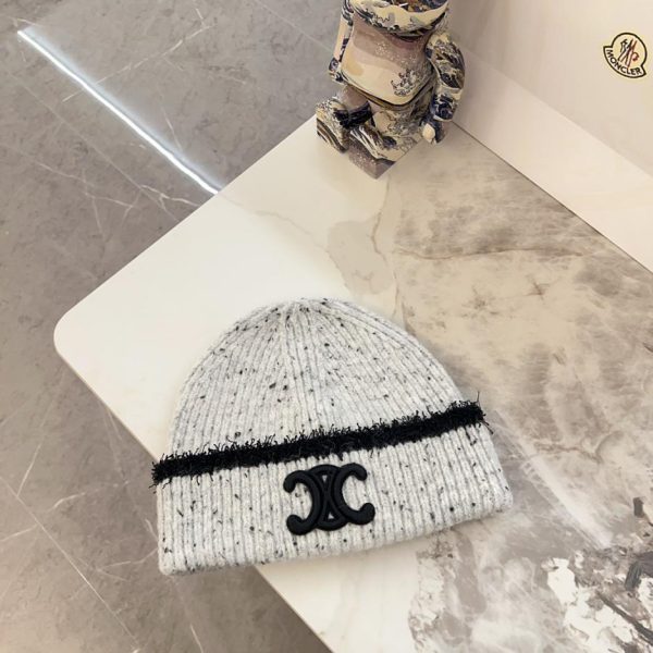 repliche,replica,perfette,siti di,affidabili,migliori siti,dove comprare,1:1,scarpe da ginnastica Cappello di lana lavorato a maglia semplice di Celine all’inizio dell’autunno