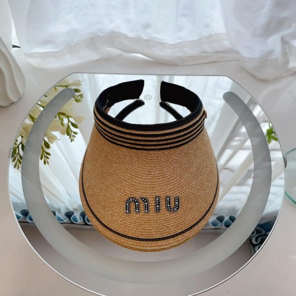 repliche,replica,perfette,siti di,affidabili,migliori siti,dove comprare,1:1,scarpe da ginnastica Cappello a cilindro vuoto con fermaglio per capelli intrecciato MiuMiu