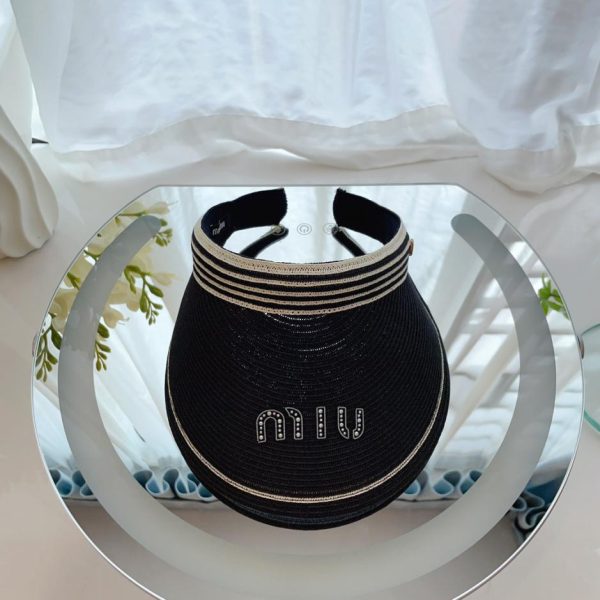 repliche,replica,perfette,siti di,affidabili,migliori siti,dove comprare,1:1,scarpe da ginnastica Cappello a cilindro vuoto con fermaglio per capelli intrecciato MiuMiu