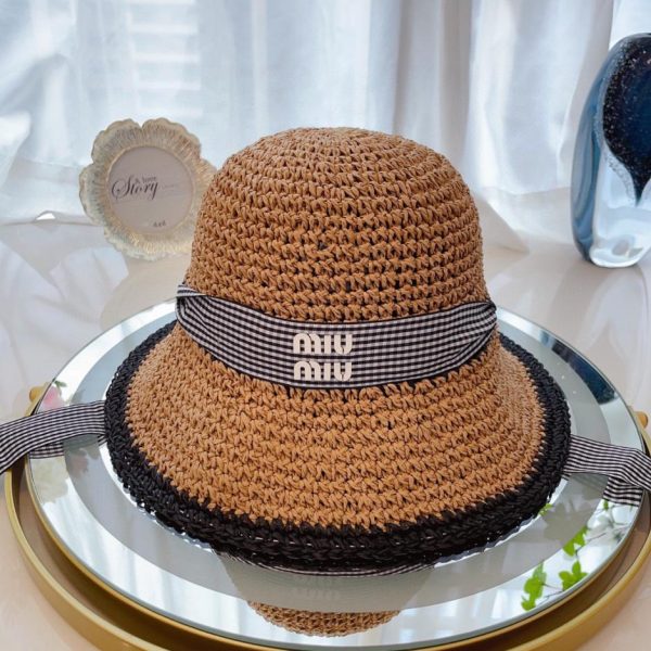 repliche,replica,perfette,siti di,affidabili,migliori siti,dove comprare,1:1,scarpe da ginnastica MiuMiu nuovo stile gancio a mano cappello da pescatore stile loli cappello da pescatore con nastro antivento