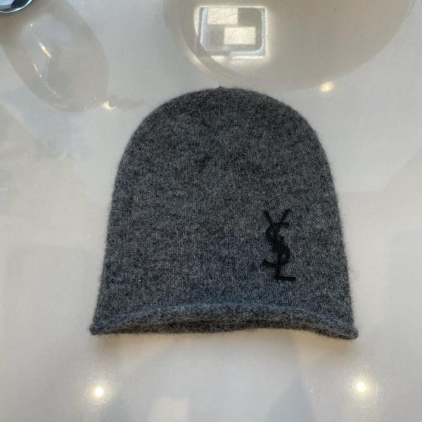 repliche,replica,perfette,siti di,affidabili,migliori siti,dove comprare,1:1,scarpe da ginnastica Cappello in pile YSL autunno e inverno nuovo stile