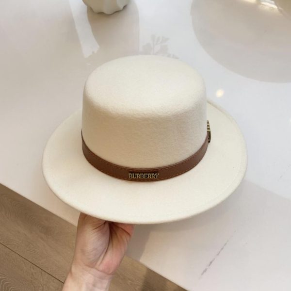 repliche,replica,perfette,siti di,affidabili,migliori siti,dove comprare,1:1,scarpe da ginnastica Burberry nuovo cappello a cilindro piatto in lana autunno inverno 100% lana