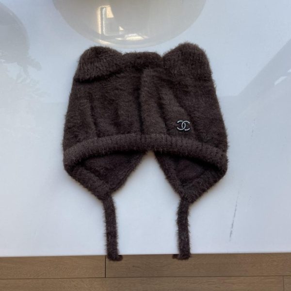 Chanel Xiaoxiang nuovo cappello lavorato a maglia con protezione per le orecchie di gatto