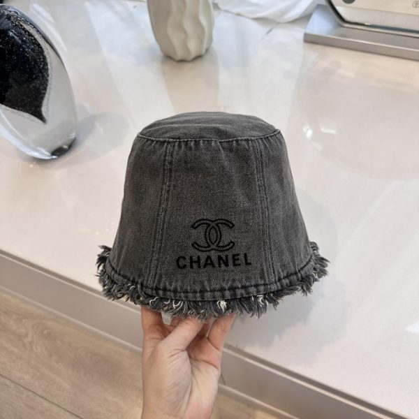repliche,replica,perfette,siti di,affidabili,migliori siti,dove comprare,1:1,scarpe da ginnastica Cappello a secchiello in denim con nappe lavate di Chanel
