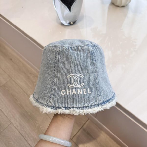 repliche,replica,perfette,siti di,affidabili,migliori siti,dove comprare,1:1,scarpe da ginnastica Cappello a secchiello in denim con nappe lavate di Chanel
