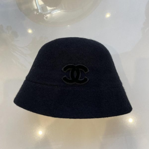 repliche,replica,perfette,siti di,affidabili,migliori siti,dove comprare,1:1,scarpe da ginnastica Cappello a secchiello Chanel in lana nuova, piccolo cappello a secchiello piatto