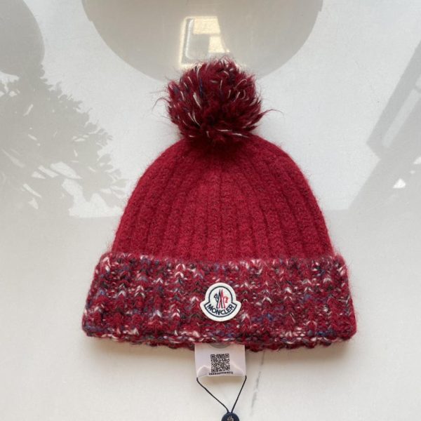 repliche,replica,perfette,siti di,affidabili,migliori siti,dove comprare,1:1,scarpe da ginnastica Moncler autunno e inverno nuovo cappello lavorato a maglia con palline di colore misto