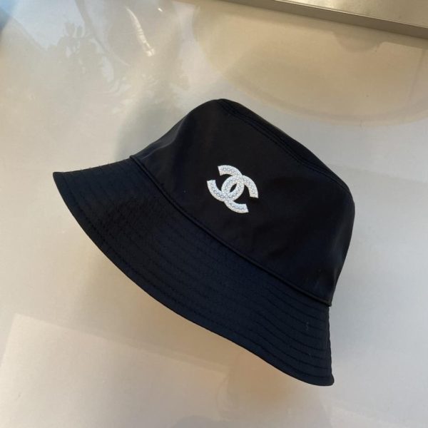 repliche,replica,perfette,siti di,affidabili,migliori siti,dove comprare,1:1,scarpe da ginnastica CHANEL nuovo cappello da pescatore double face nuovo stile