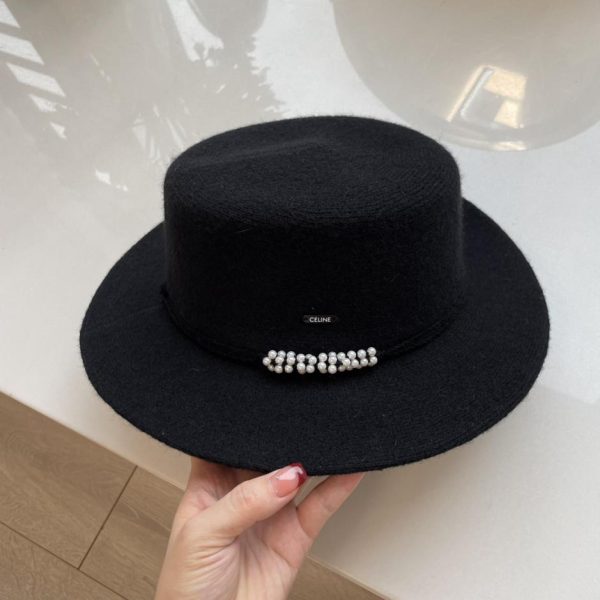 repliche,replica,perfette,siti di,affidabili,migliori siti,dove comprare,1:1,scarpe da ginnastica Cappello piatto CELINE in lana vergine