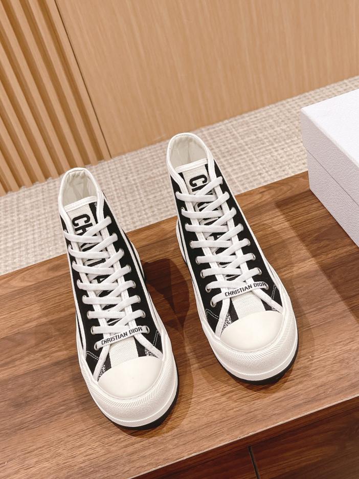 repliche,replica,perfette,siti di,affidabili,migliori siti,dove comprare,1:1,scarpe da ginnastica Scarpe Dior alte in tela con suola spessa e ricamo presbite repliche,replica,perfette,siti di,affidabili,migliori siti,dove comprare,1:1,scarpe da ginnastica Scarpe Dior alte in tela con suola spessa e ricamo presbite