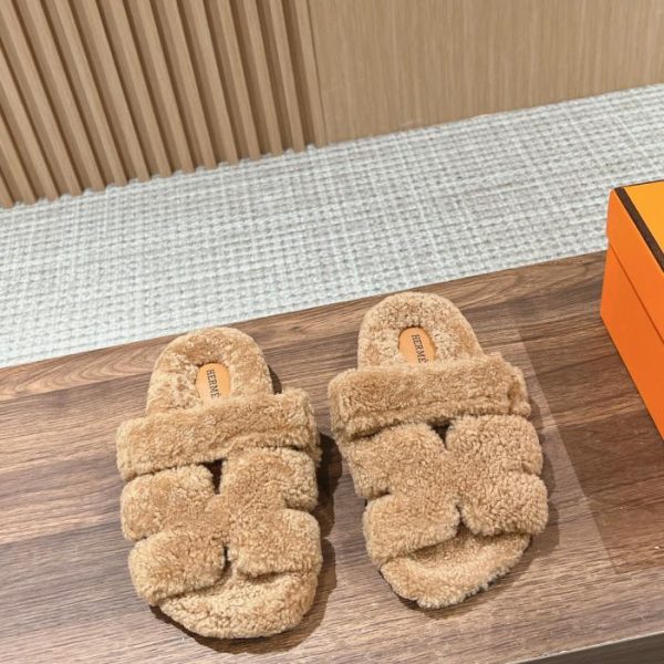 Pantofole Herm猫s con pelliccia
