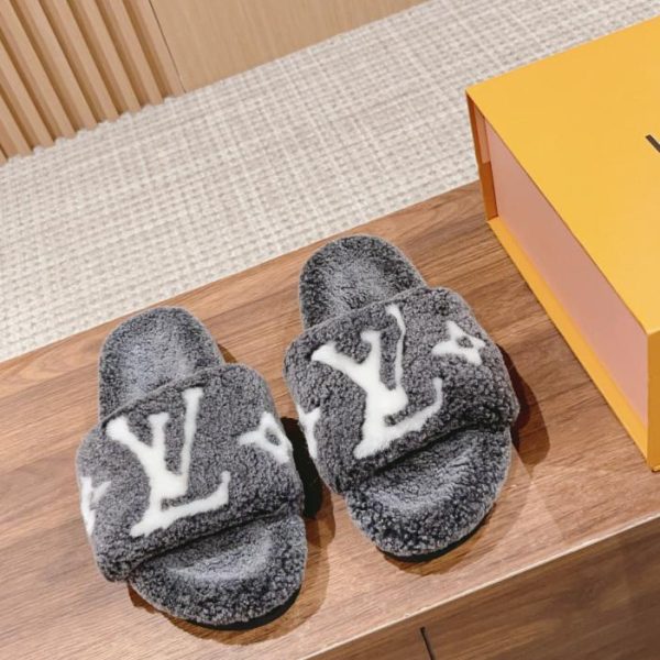 repliche,replica,perfette,siti di,affidabili,migliori siti,dove comprare,1:1,scarpe da ginnastica Pantofole in lana LOUIS VUITTON