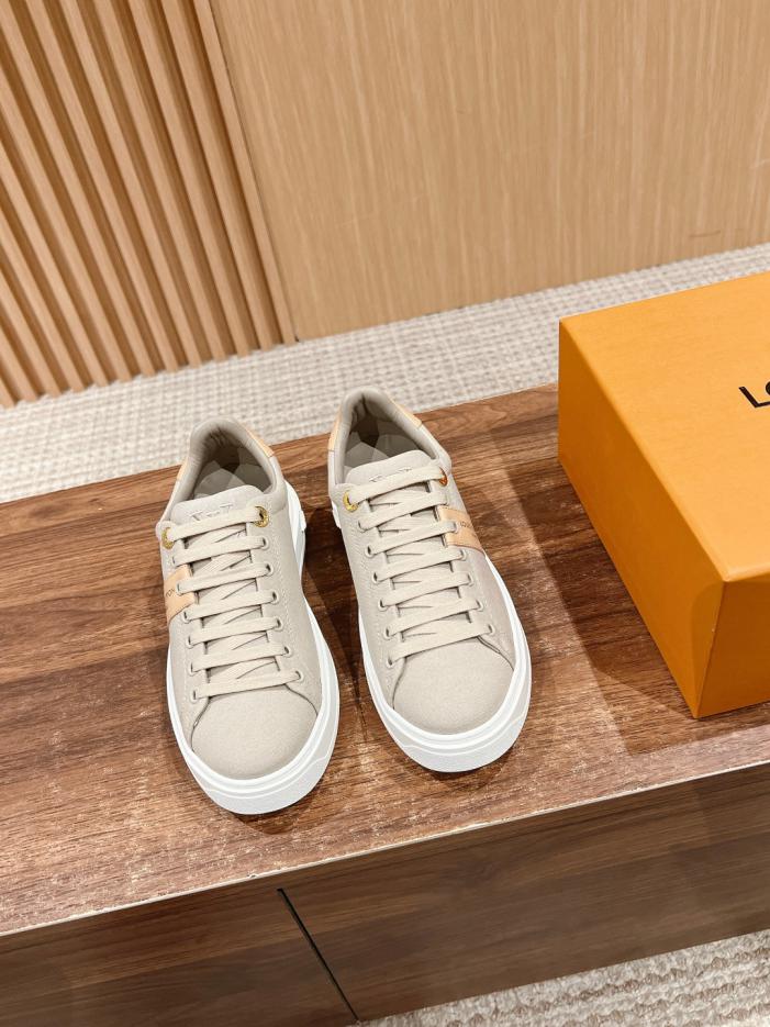 repliche,replica,perfette,siti di,affidabili,migliori siti,dove comprare,1:1,scarpe da ginnastica Sneakers classiche LOUIS VUITTON con suola spessa repliche,replica,perfette,siti di,affidabili,migliori siti,dove comprare,1:1,scarpe da ginnastica Sneakers classiche LOUIS VUITTON con suola spessa