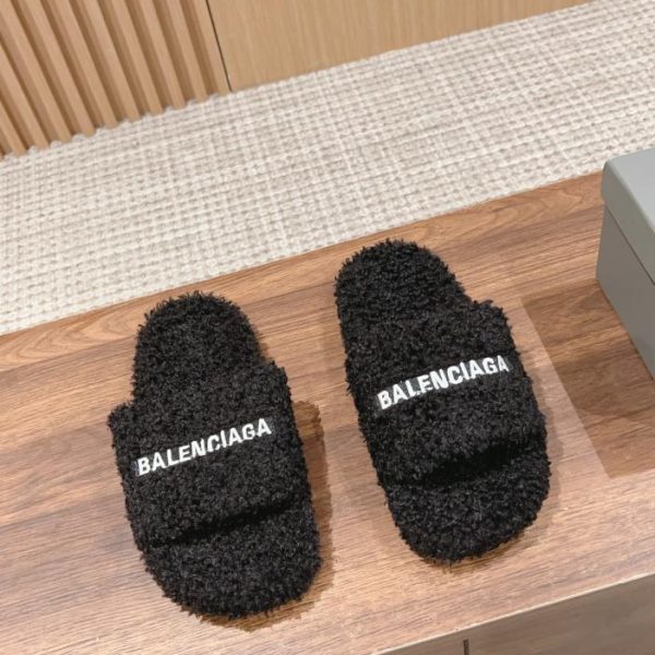 repliche,replica,perfette,siti di,affidabili,migliori siti,dove comprare,1:1,scarpe da ginnastica Pantofole in lana autunno inverno Balenciaga modello coppia