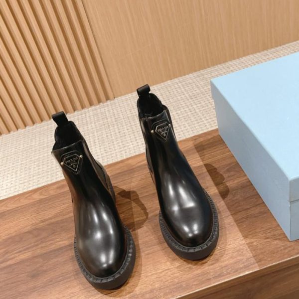 repliche,replica,perfette,siti di,affidabili,migliori siti,dove comprare,1:1,scarpe da ginnastica Prada nuovi stivaletti