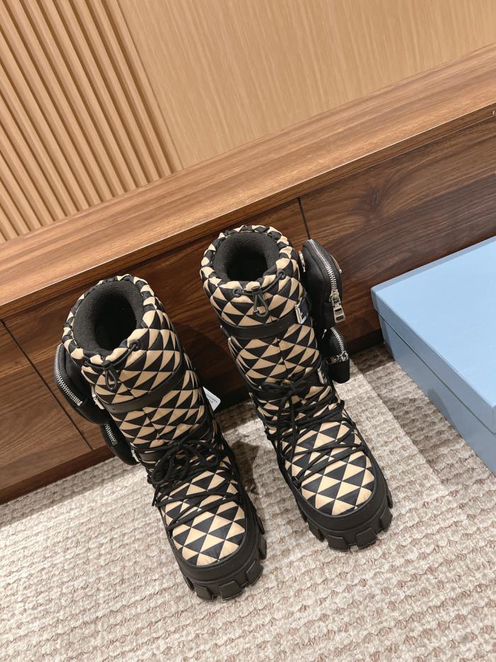 repliche,replica,perfette,siti di,affidabili,migliori siti,dove comprare,1:1,scarpe da ginnastica Doposci da donna Prada in piuma repliche,replica,perfette,siti di,affidabili,migliori siti,dove comprare,1:1,scarpe da ginnastica Doposci da donna Prada in piuma