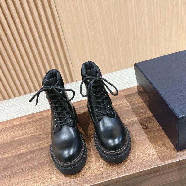 repliche,replica,perfette,siti di,affidabili,migliori siti,dove comprare,1:1,scarpe da ginnastica Stivali Martin retr貌 con suola spessa di Prada