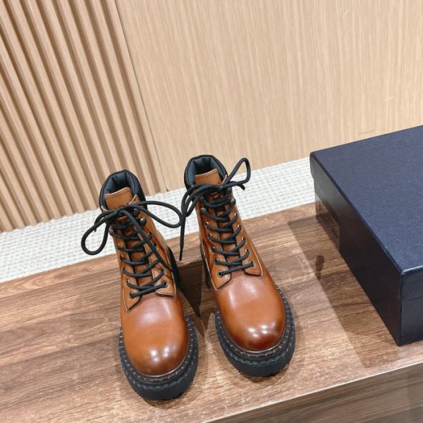 Stivali Martin retr貌 con suola spessa di Prada