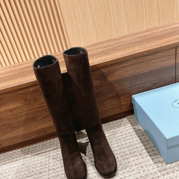 Prada nuovi stivali autunnali e invernali