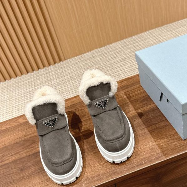 Prada nuovi mocassini in lana autunno inverno