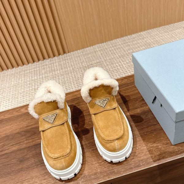 repliche,replica,perfette,siti di,affidabili,migliori siti,dove comprare,1:1,scarpe da ginnastica Prada nuovi mocassini in lana autunno inverno