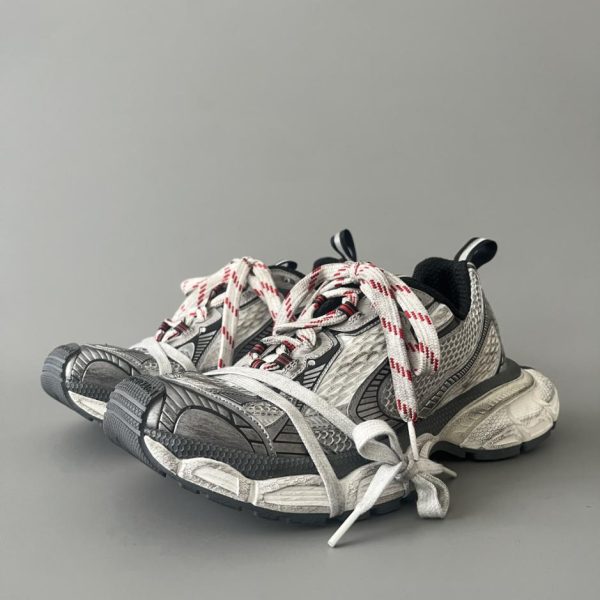 Balenciaga scarpe papà grigie taglia 6