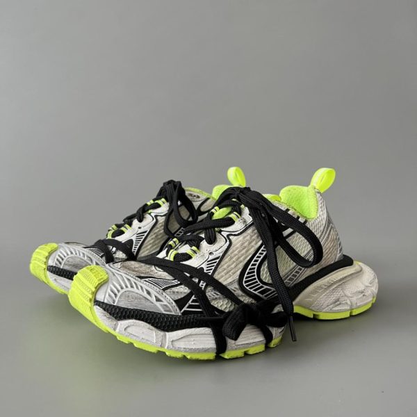 repliche,replica,perfette,siti di,affidabili,migliori siti,dove comprare,1:1,scarpe da ginnastica Scarpe papà Balenciaga colore argento fluo