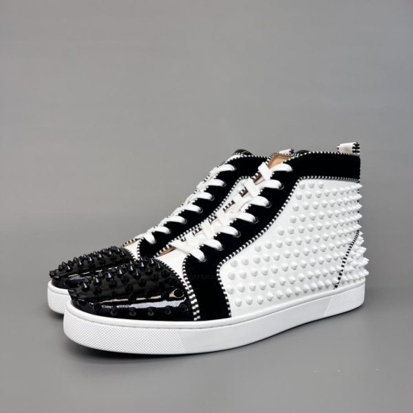 repliche,replica,perfette,siti di,affidabili,migliori siti,dove comprare,1:1,scarpe da ginnastica Christian Louboutin Lou Spikes sneakers alte bianche e rivetti neri