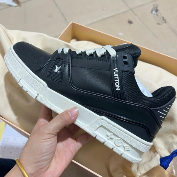 Sneaker TRAINER versione top LV